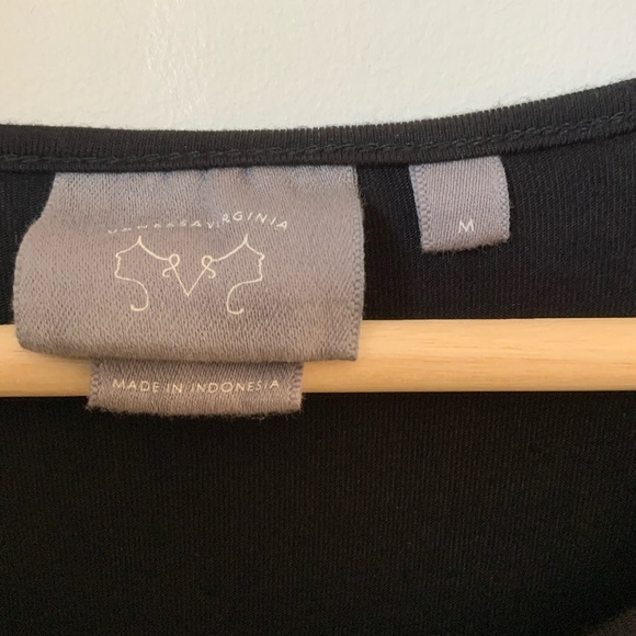 Anthro - Long sleeves black shirt - Picture 4 of 6